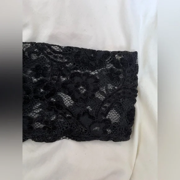 BNWT Black Lace Longsleeve Mockneck Top with Tank Top 👚 - Picture 5 of 6